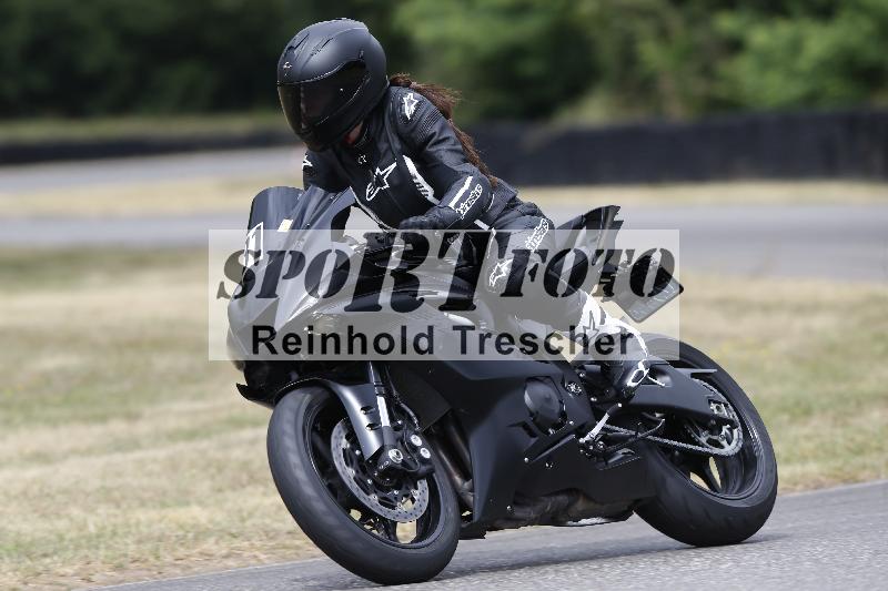 Archiv-2025/32 07.07.2025 Plüss Moto Sport ADR/Einsteiger/31